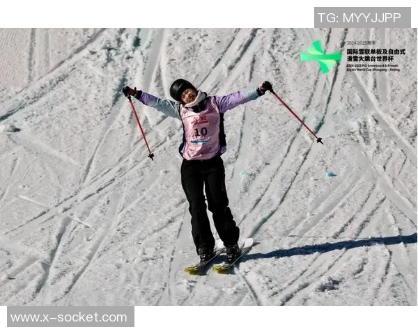 刘梦婷在滑雪比赛中表现出色成功晋级决赛展现出强大实力与潜力