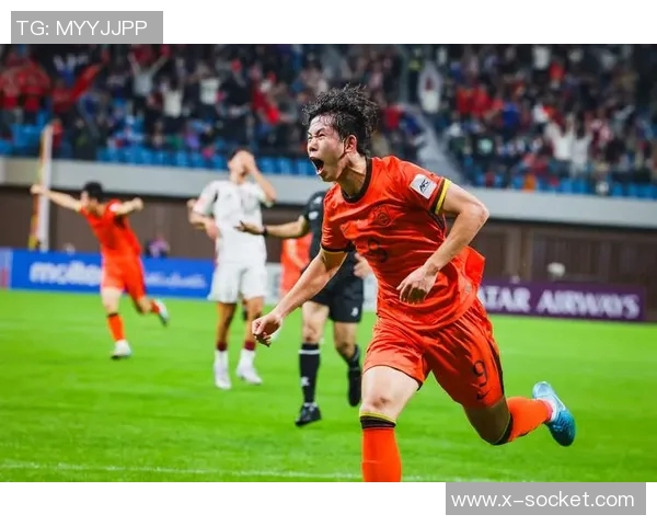 蒯纪闻精彩破门助力上海申花赢得关键比赛胜利 蒯纪闻精彩破门助力上海申花赢得关键比赛胜利