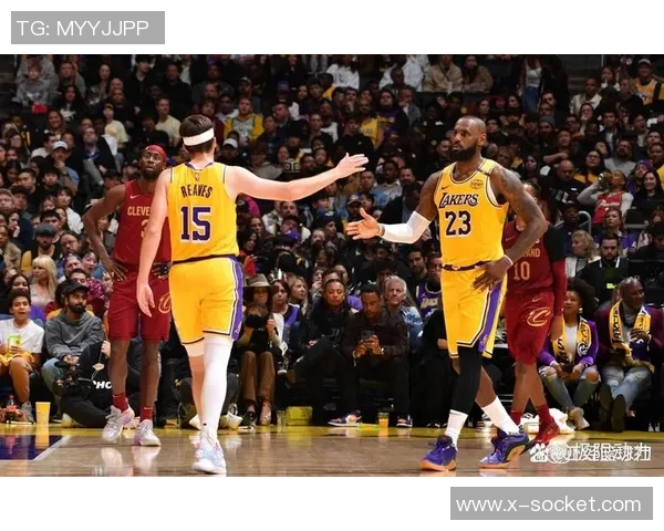 湖人队近期连胜收官，战绩攀升成为冠军大热门！